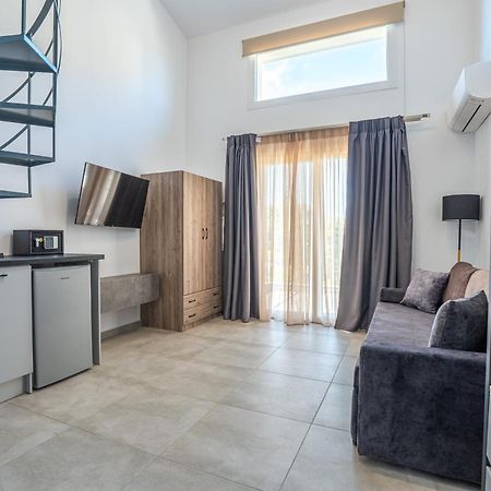 Charisma Resort Imeros Екстериор снимка
